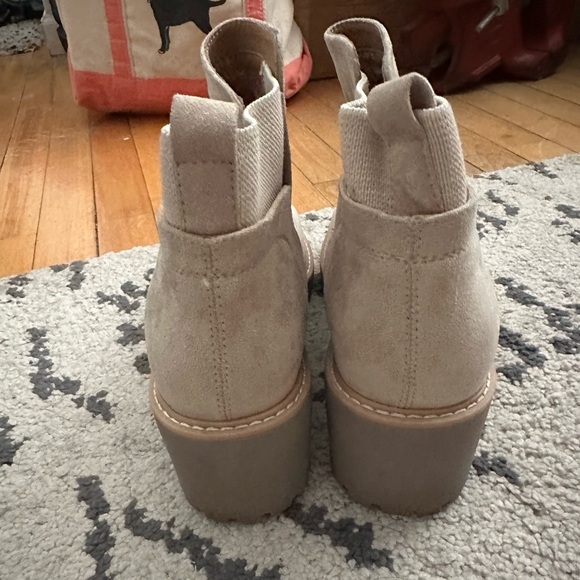 Dolce Vita Huey Booties - Sandstone - 9.5 - Picture 5 of 8